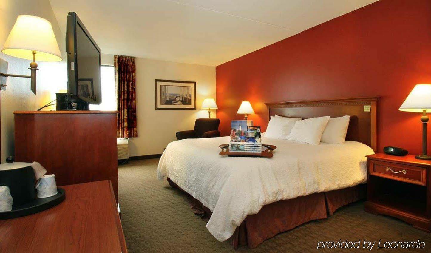 Hampton Inn Portland-Airport Саут-Портленд Екстер'єр фото